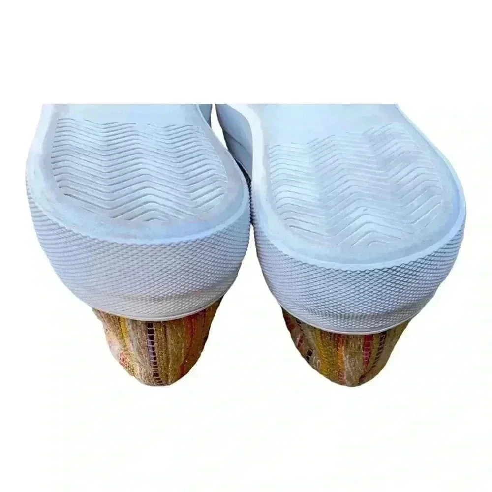 Women's Caslon Multicolored Slip On Sneakers Size 7 1/2 Great Preowned Condition - Picture 6 of 7